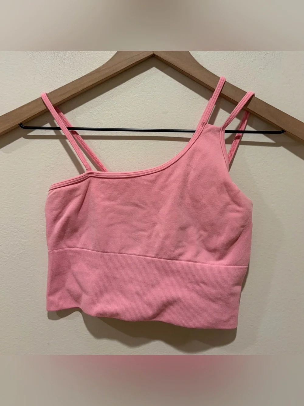 Alo Yoga Offset Seamless Longline Bralette in Macaroon Light Pink - Women’s XS